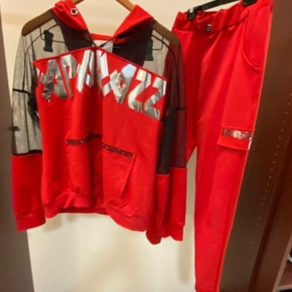 Jogging suit - Picture 5 of 6